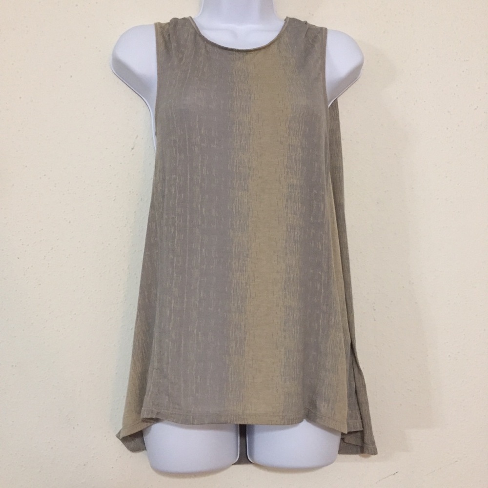 🤸🏻‍♀️LULULEMON ATHLETICA TOP